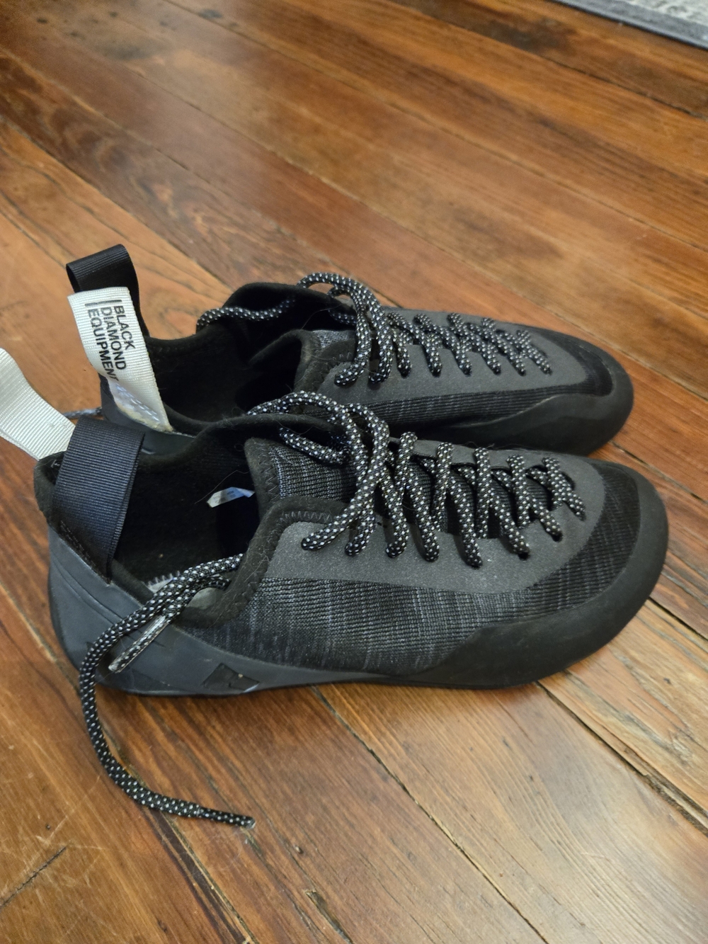 Black Diamond Men’s Black Low-Profile Approach Climbing Shoe